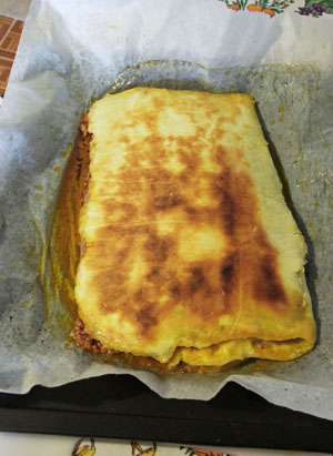 Focaccia ripiena al ragù