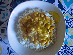 Riso zucca, ceci e curry